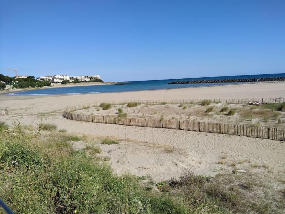 Les Salins A Sete Proche Plages Exterior foto